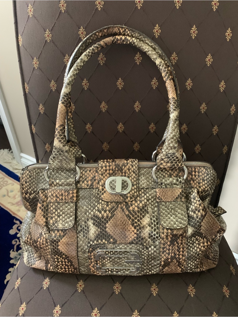 GUESS DOUBLE HANDLE FAUX LEATHER SNAKESKIN PURSE, new